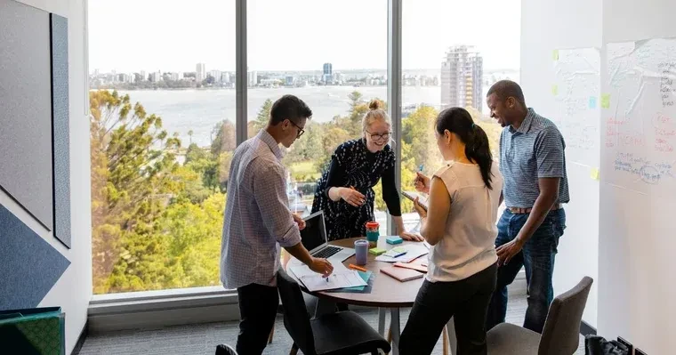 How To Use Digital Signage For Marketing When You’re a Small Team